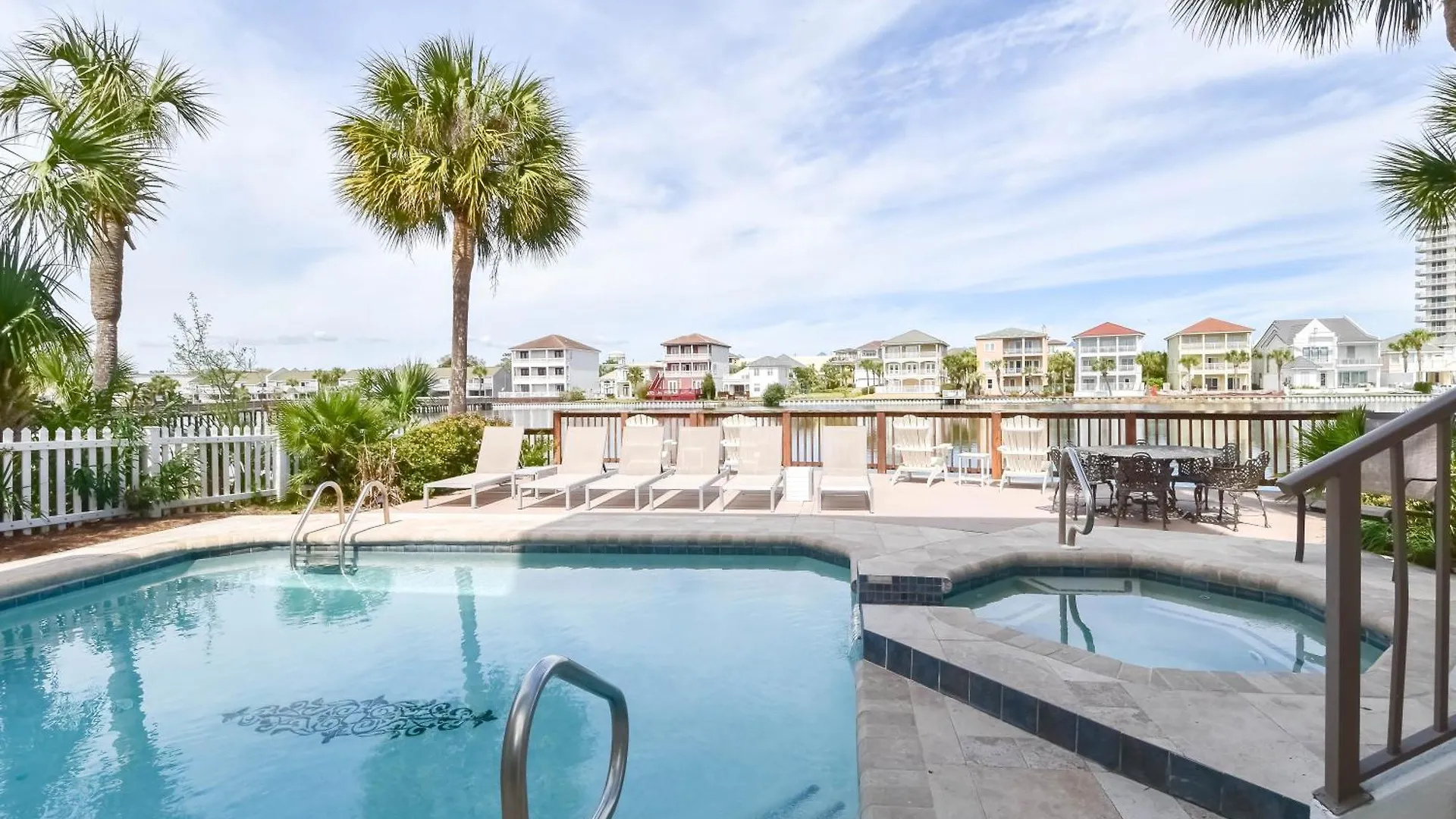Casa Di Amore Destin Holiday home